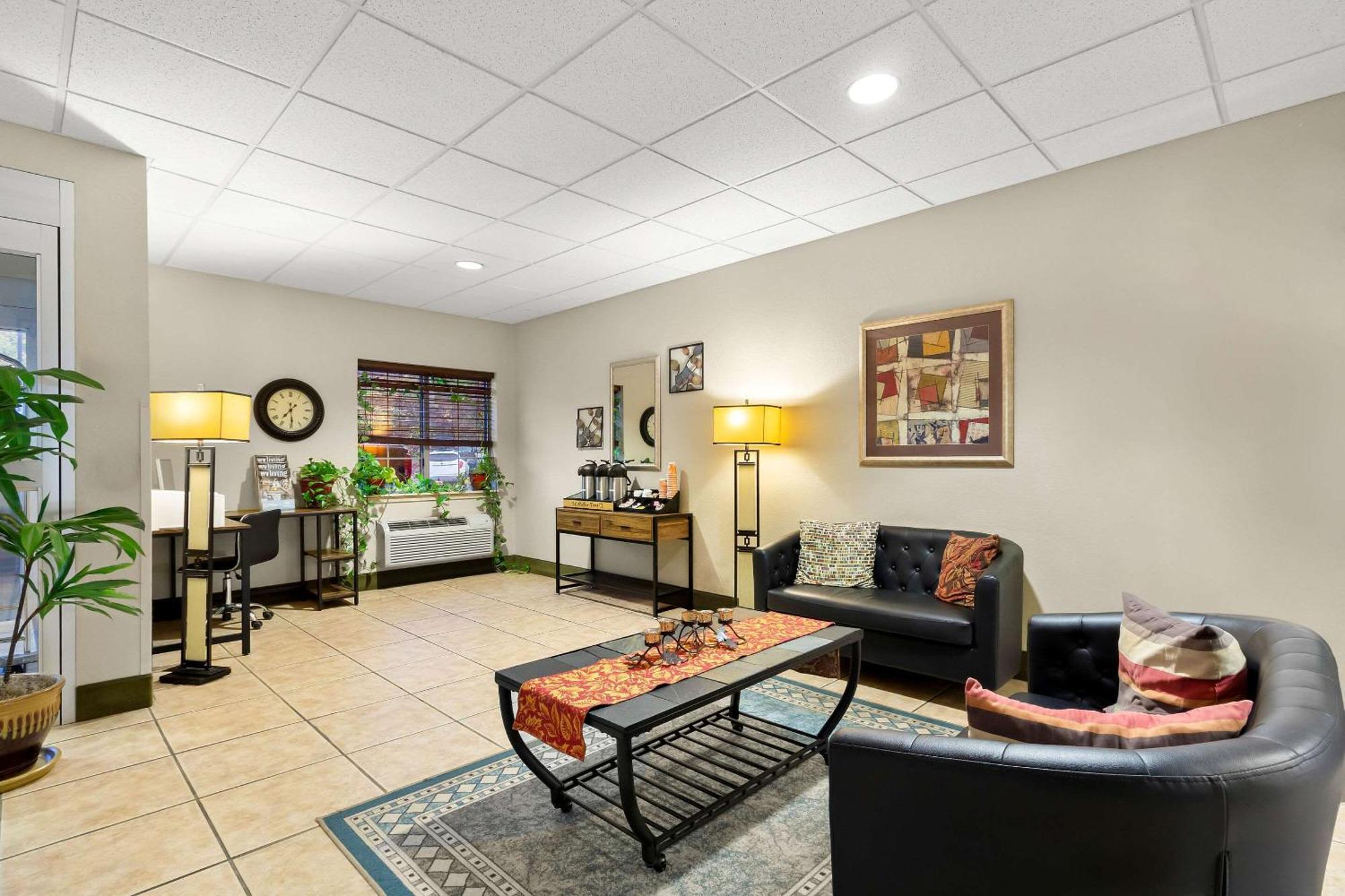 Suburban Studios Morgantown Buitenkant foto